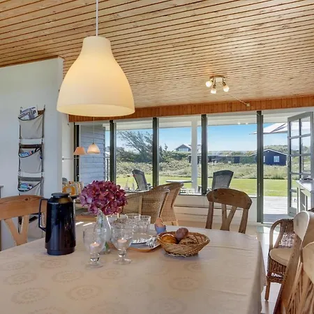 Holiday home 3 Bedroom Beautiful In